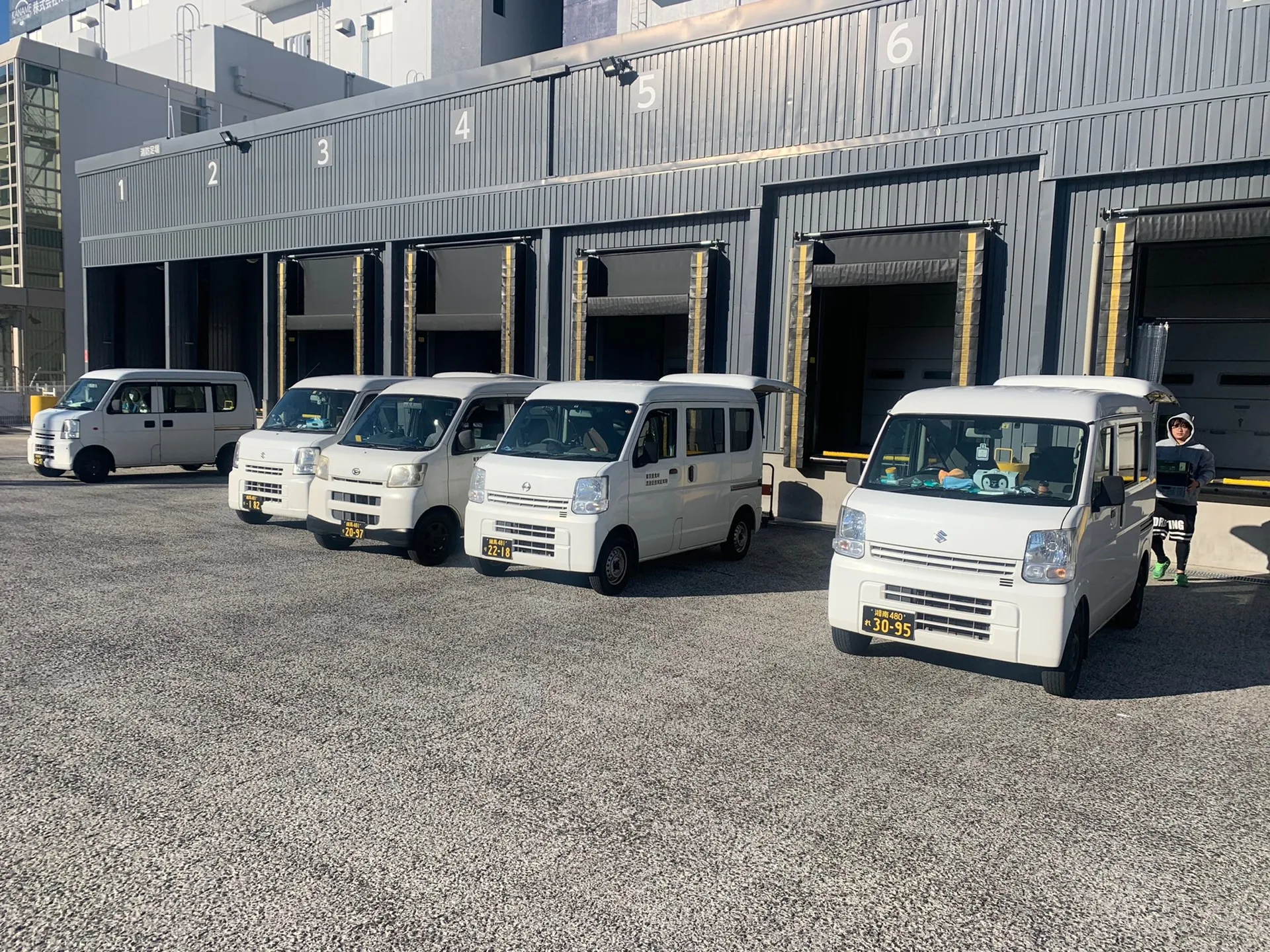 株式会社ダブルエッチ